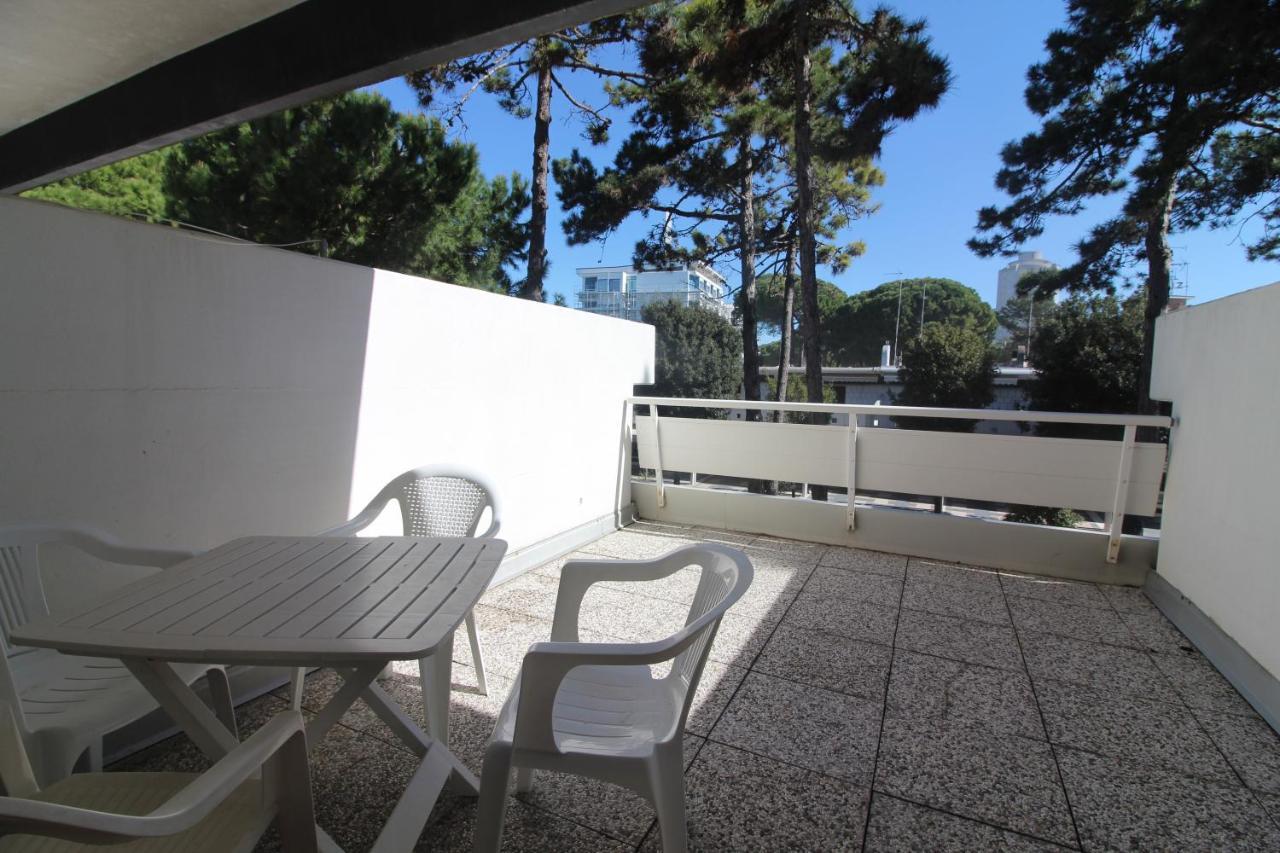 Residence Isvico Lignano Sabbiadoro Dış mekan fotoğraf
