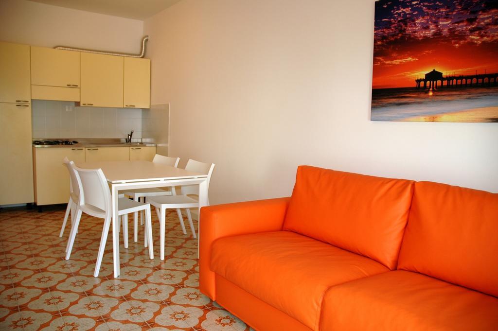 Residence Isvico Lignano Sabbiadoro Oda fotoğraf